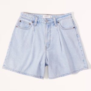 Abercrombie The Loose Short High Rise